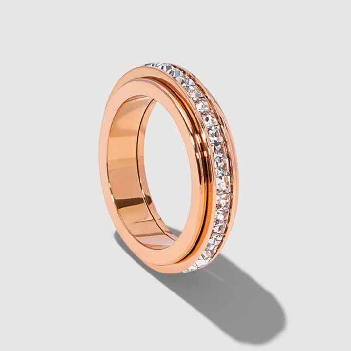 KATH – ELEGANT SPINNER RING
