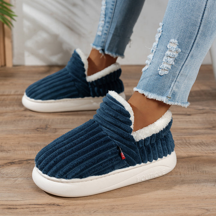 Mira | CozyStep Plush Slippers (Unisex)