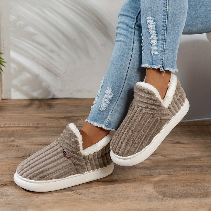 Mira | CozyStep Plush Slippers (Unisex)